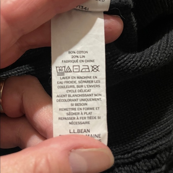 LL Bean Signature Men's Dark Gray Cable Knit Cardigan - Picture 6 of 9